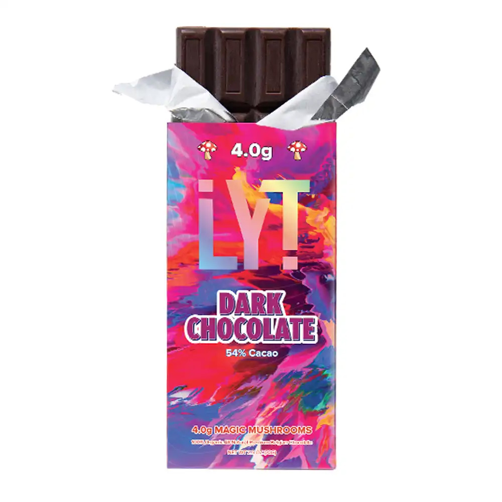 Aurora 5g Magic Mushrooms - Strawberries & Cream Chocolate Bar   